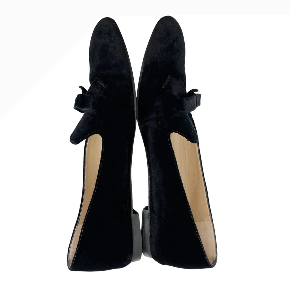 Stuart Weitzman timeless pair